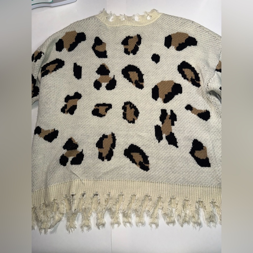 Anthropologie Entro Leopard Sweater V Neck Size Large Heavy Knit Distressed Hem - Picture 9 of 11